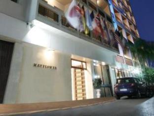 The Mayflower 4*
