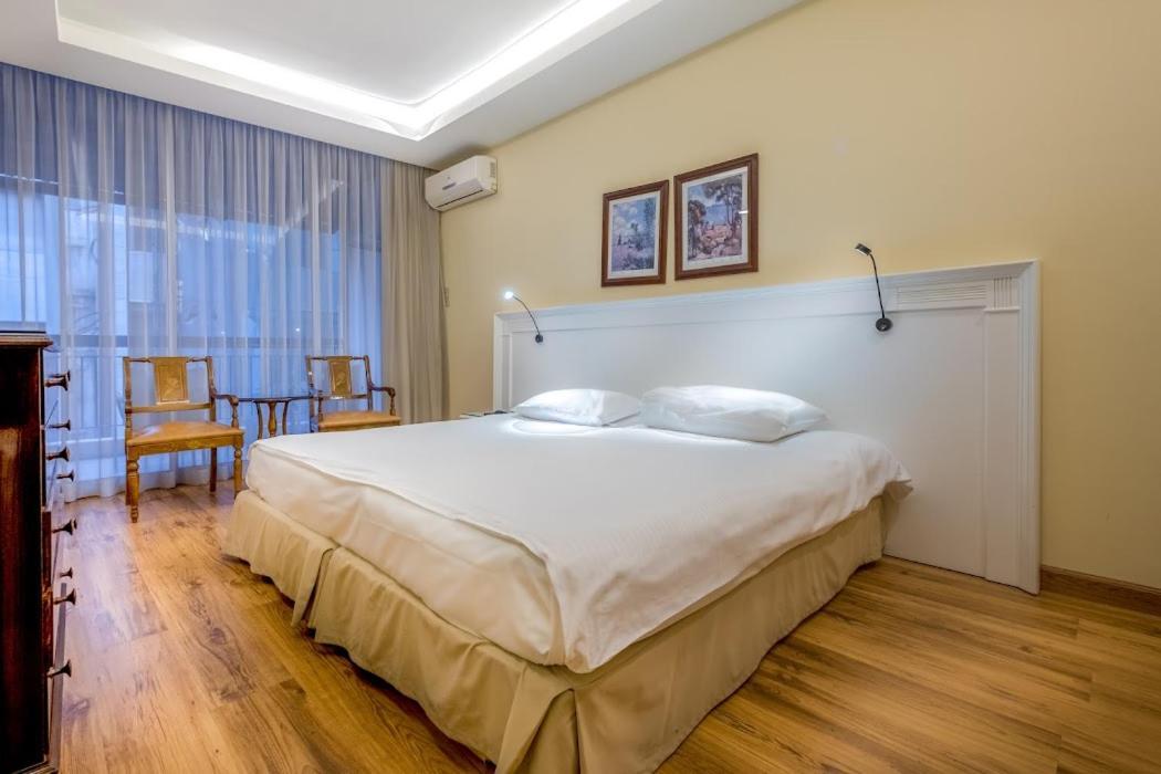 The Mayflower Hotel 4*