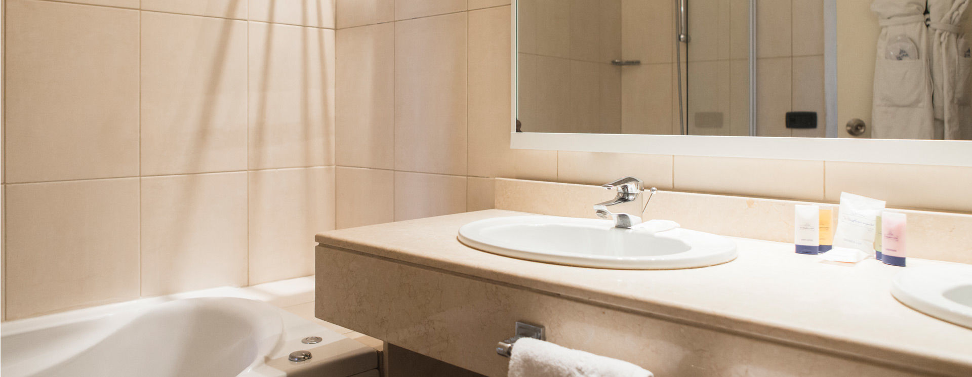 Hotel The Mayflower 4*