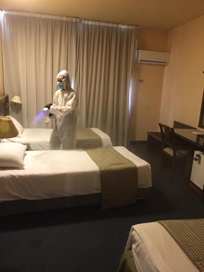 The Mayflower 4*